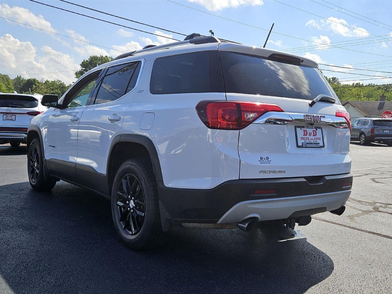 GMC Acadia SLT-1 FWD 2019