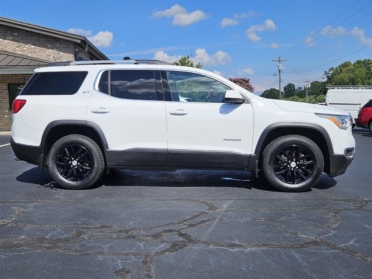 GMC Acadia SLT-1 FWD 2019