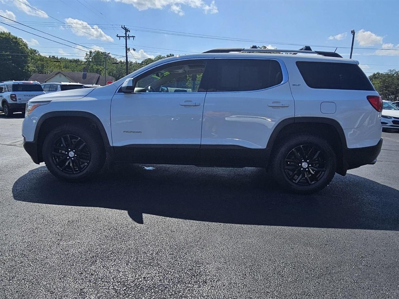 GMC Acadia SLT-1 FWD 2019