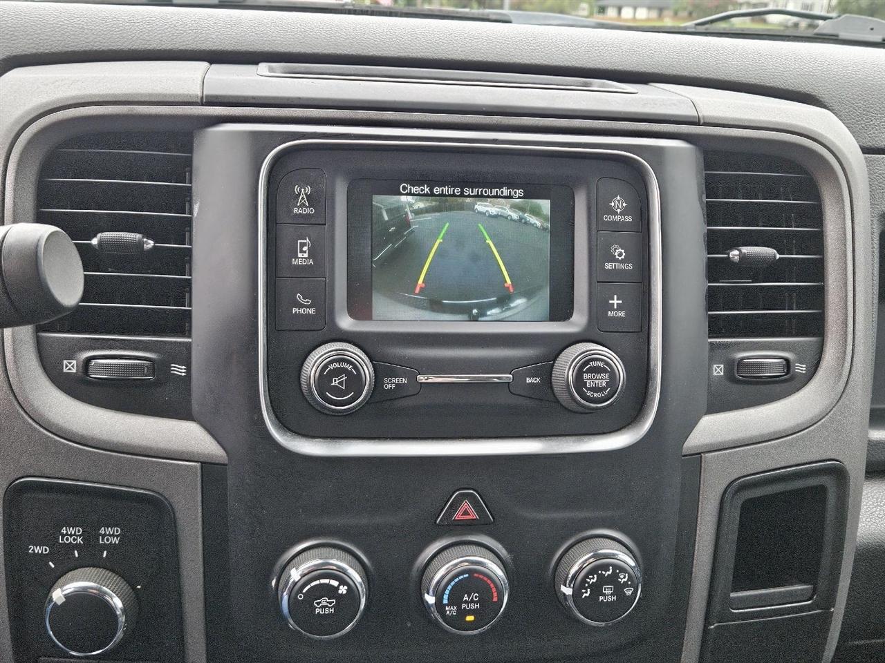 RAM 2500 Tradesman Crew Cab LWB 4WD 2015