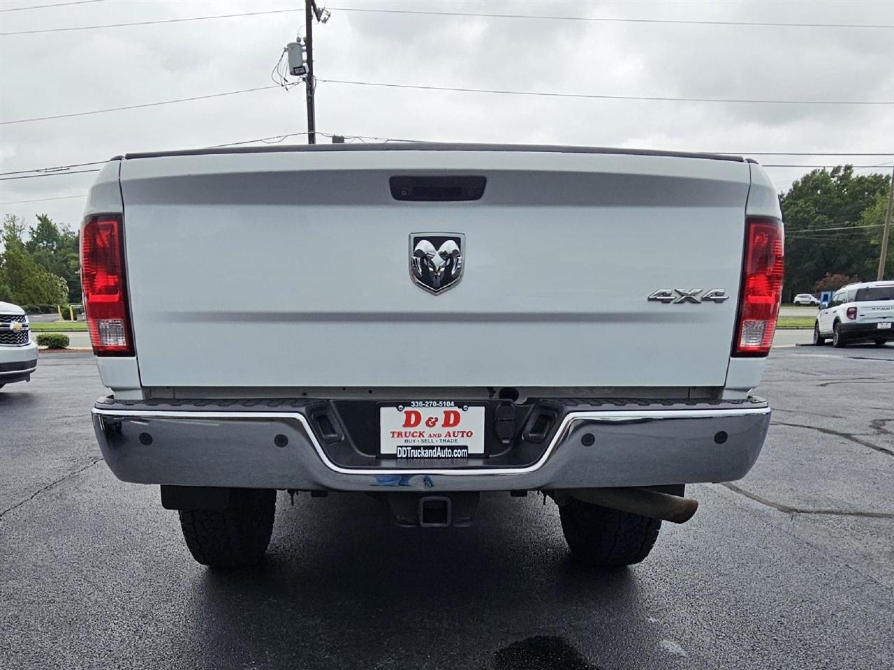 RAM 2500 Tradesman Crew Cab LWB 4WD 2015