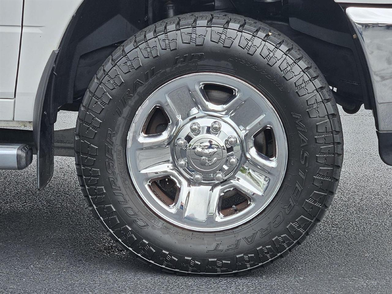RAM 2500 Tradesman Crew Cab LWB 4WD 2015