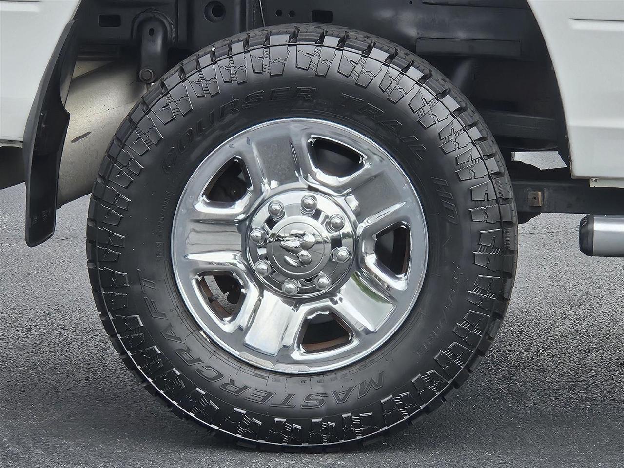 RAM 2500 Tradesman Crew Cab LWB 4WD 2015