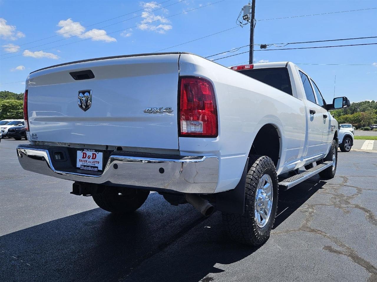 RAM 2500 Tradesman Crew Cab LWB 4WD 2015