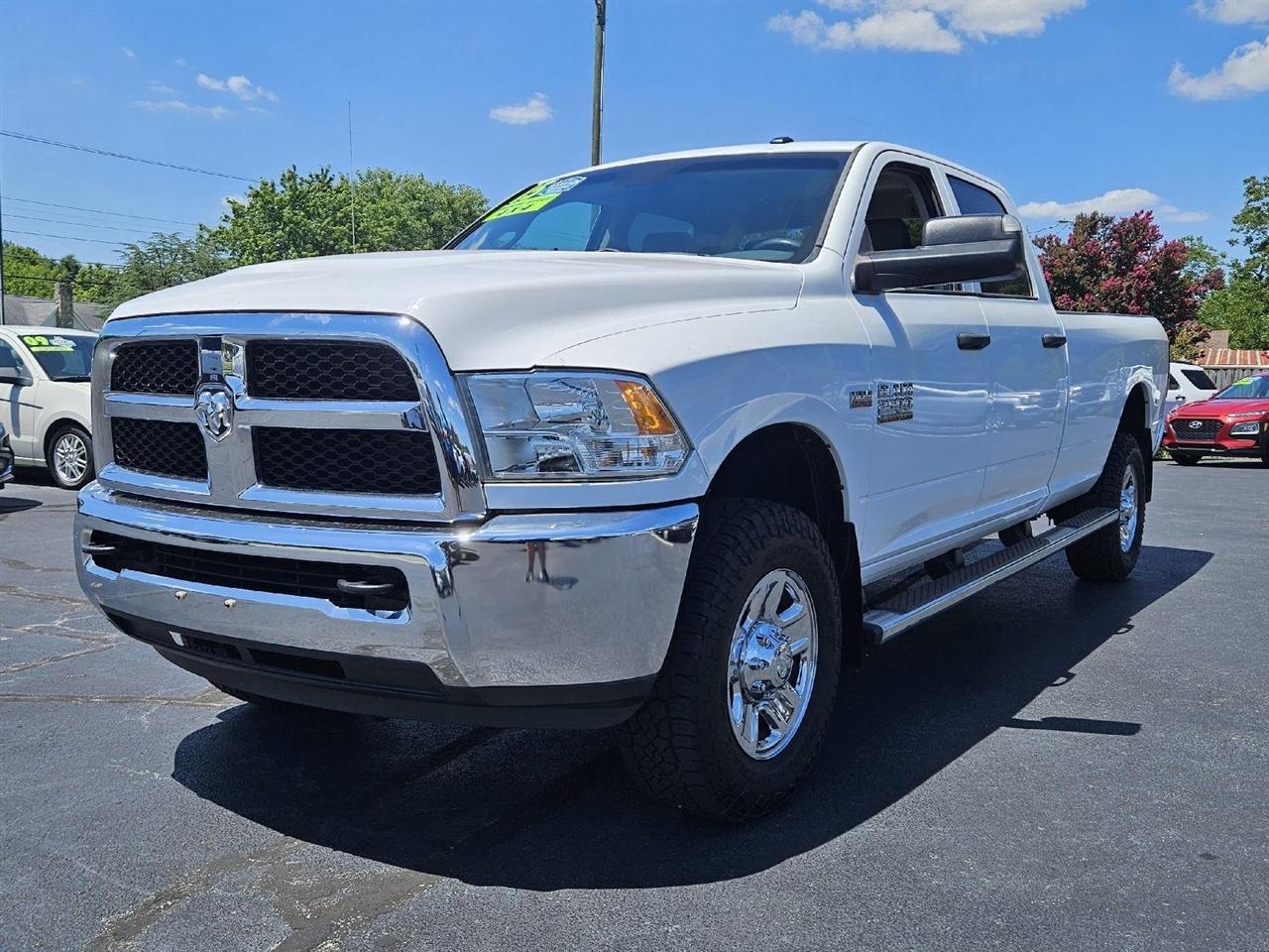 RAM 2500 Tradesman Crew Cab LWB 4WD 2015
