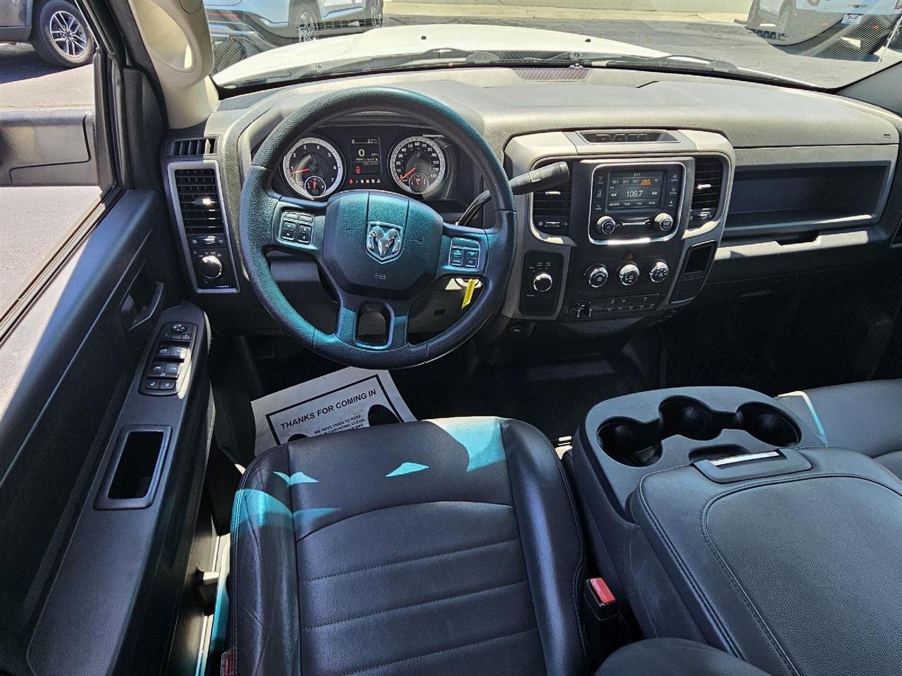RAM 2500 Tradesman Crew Cab LWB 4WD 2015