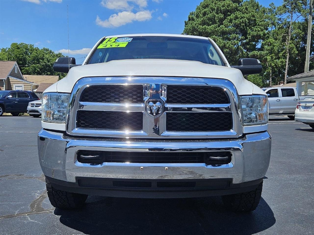 RAM 2500 Tradesman Crew Cab LWB 4WD 2015