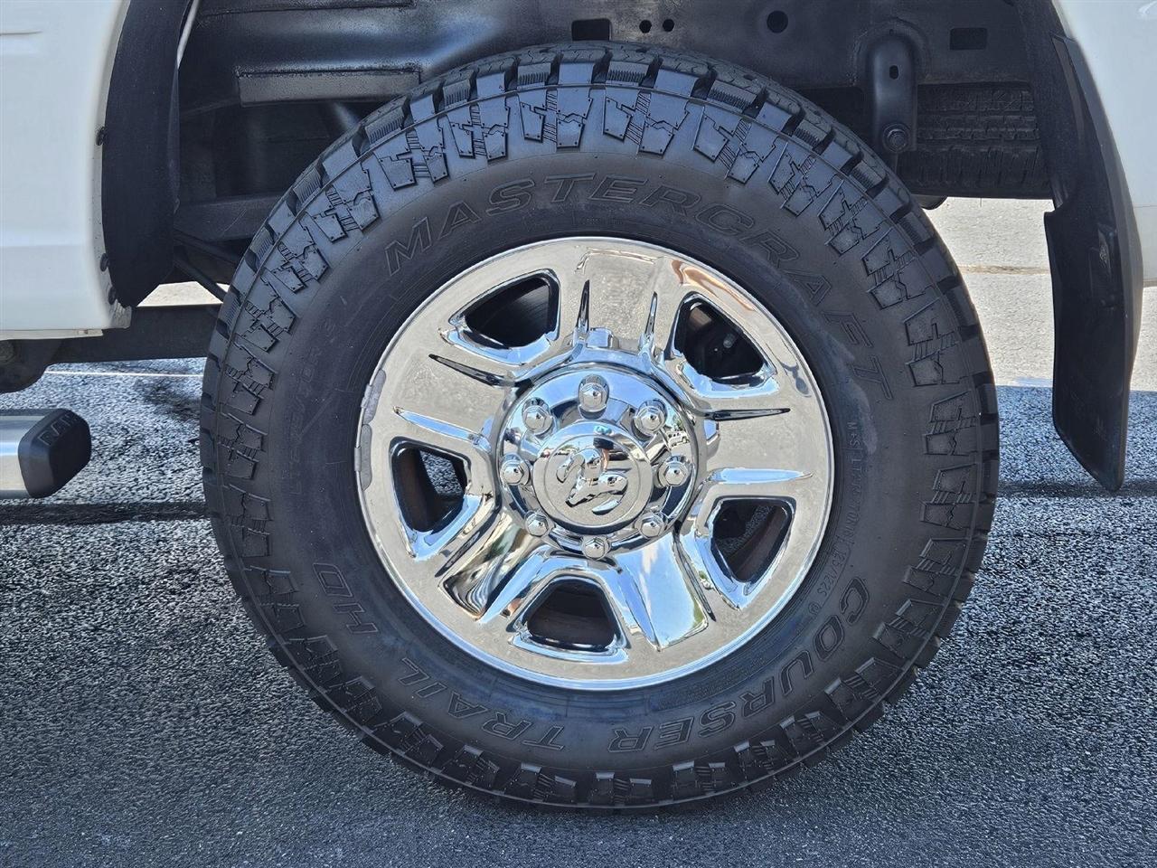 RAM 2500 Tradesman Crew Cab LWB 4WD 2015
