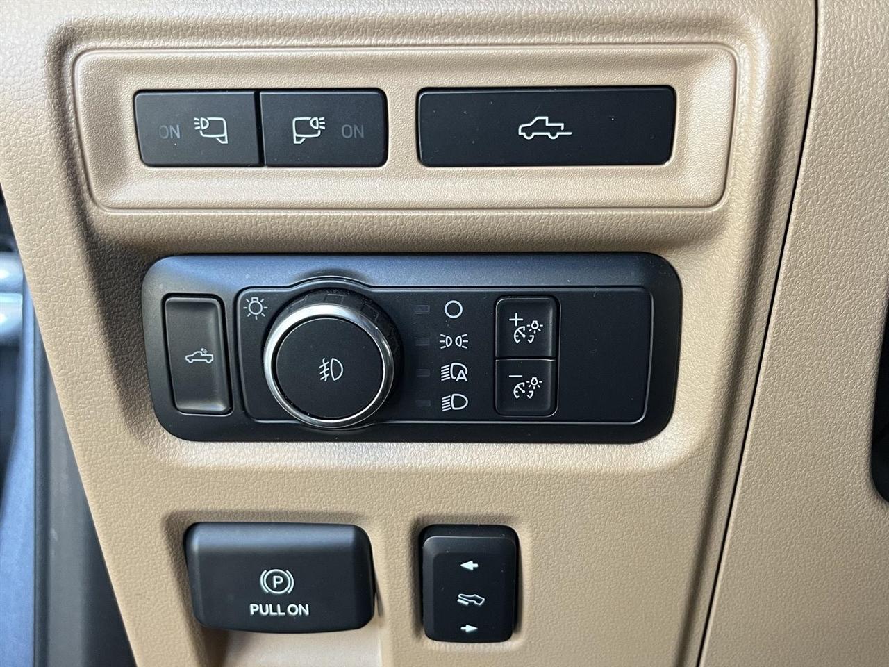 Ford F-150 Lariat SuperCrew 5.5-ft. Bed 4WD 2021