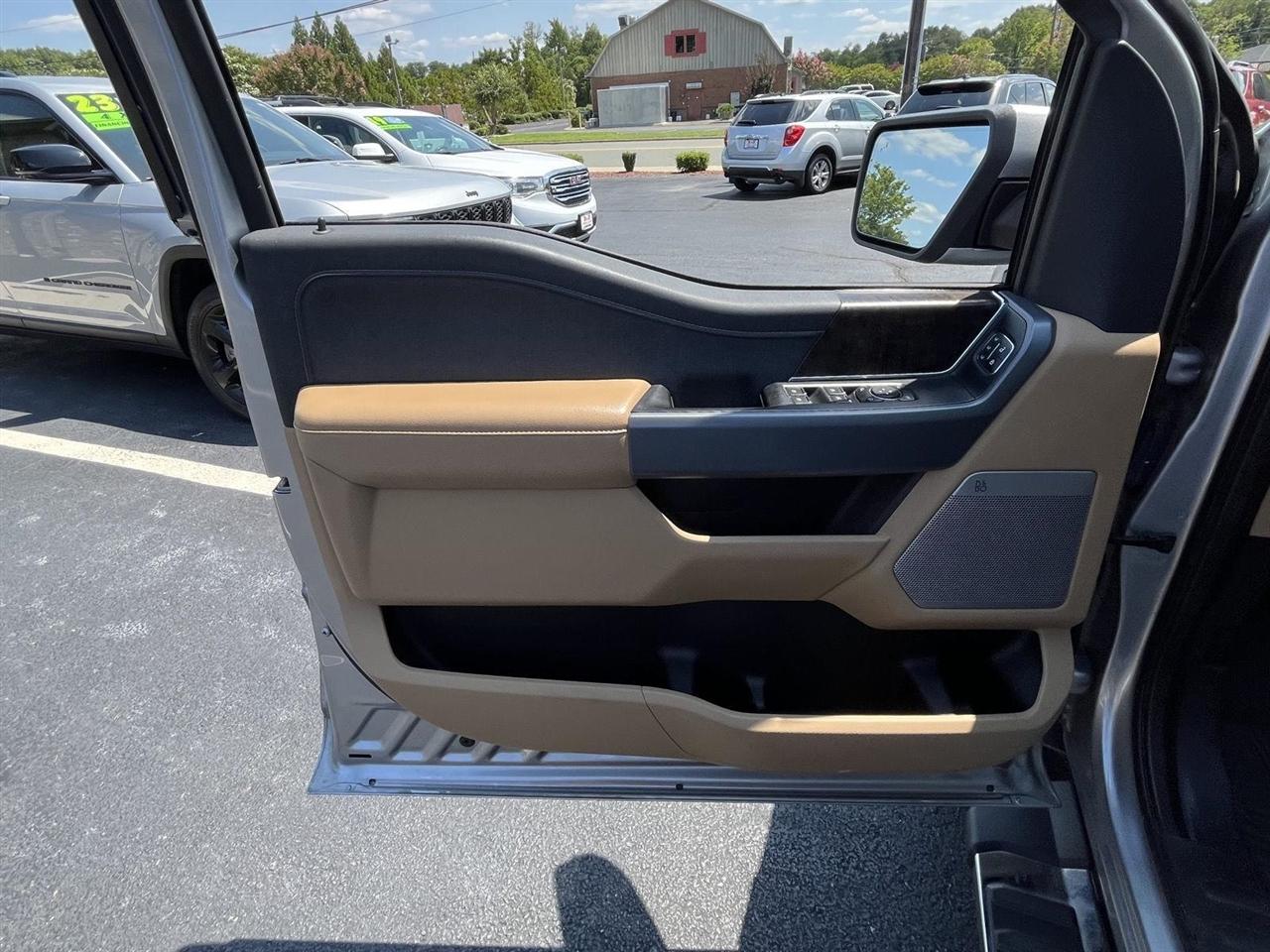 Ford F-150 Lariat SuperCrew 5.5-ft. Bed 4WD 2021