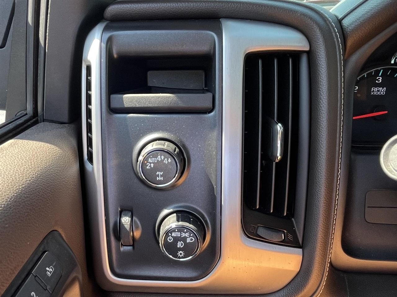 GMC Sierra 1500 SLT Crew Cab 4WD 2018