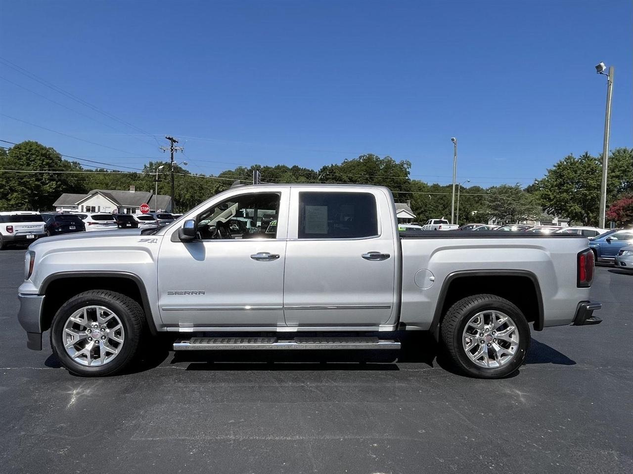 GMC Sierra 1500 SLT Crew Cab 4WD 2018