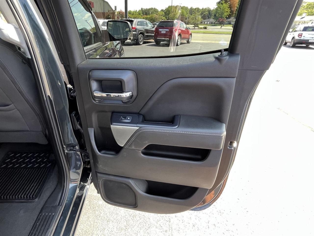 Chevrolet Silverado 1500 LT Dbl Cab 4WD 2019