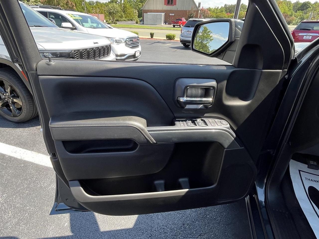 Chevrolet Silverado 1500 LT Dbl Cab 4WD 2019