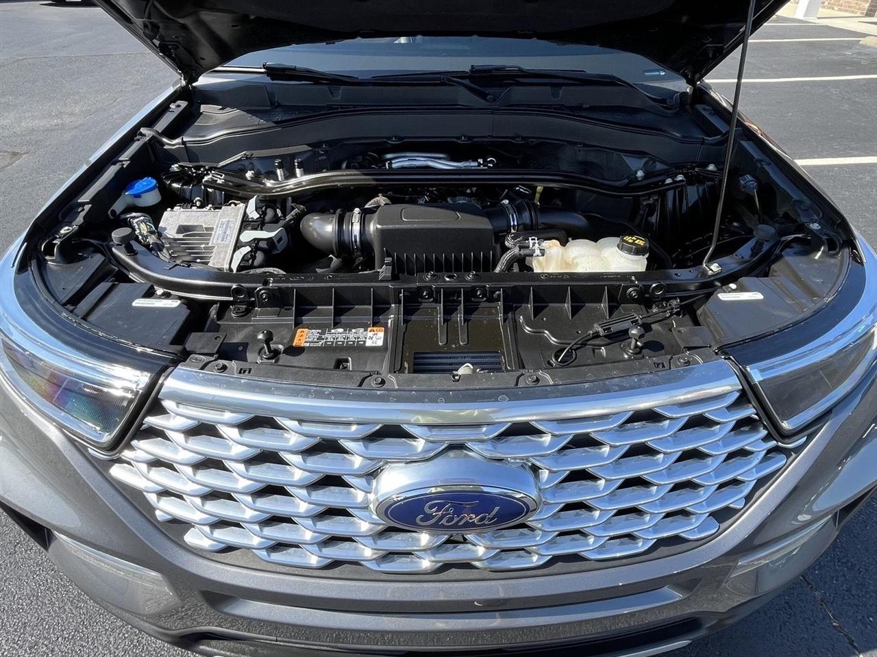 Ford Explorer Platinum AWD 2021