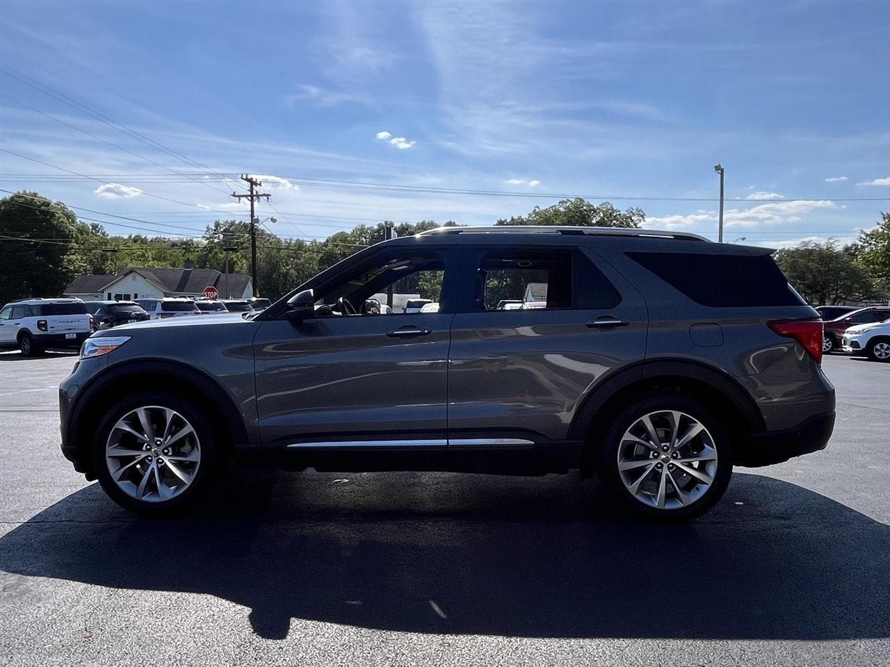 Ford Explorer Platinum AWD 2021