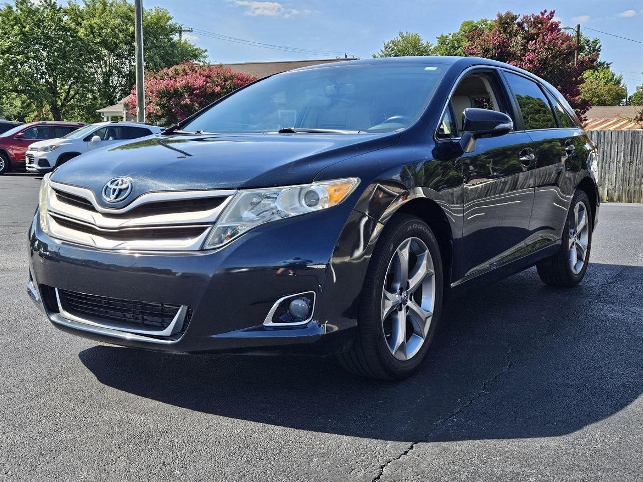 Toyota Venza LE V6 FWD 2013