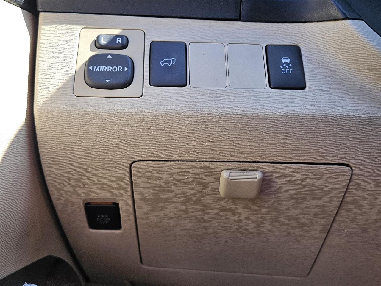 Toyota Venza LE V6 FWD 2013