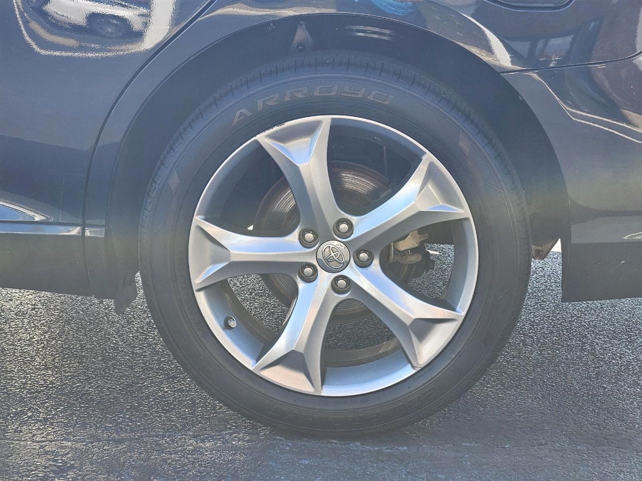 Toyota Venza LE V6 FWD 2013