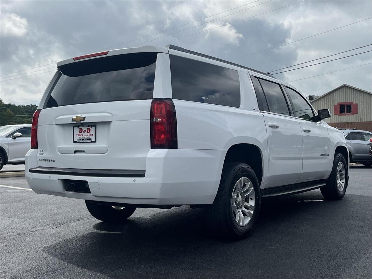 Chevrolet Suburban LT 4WD 2019