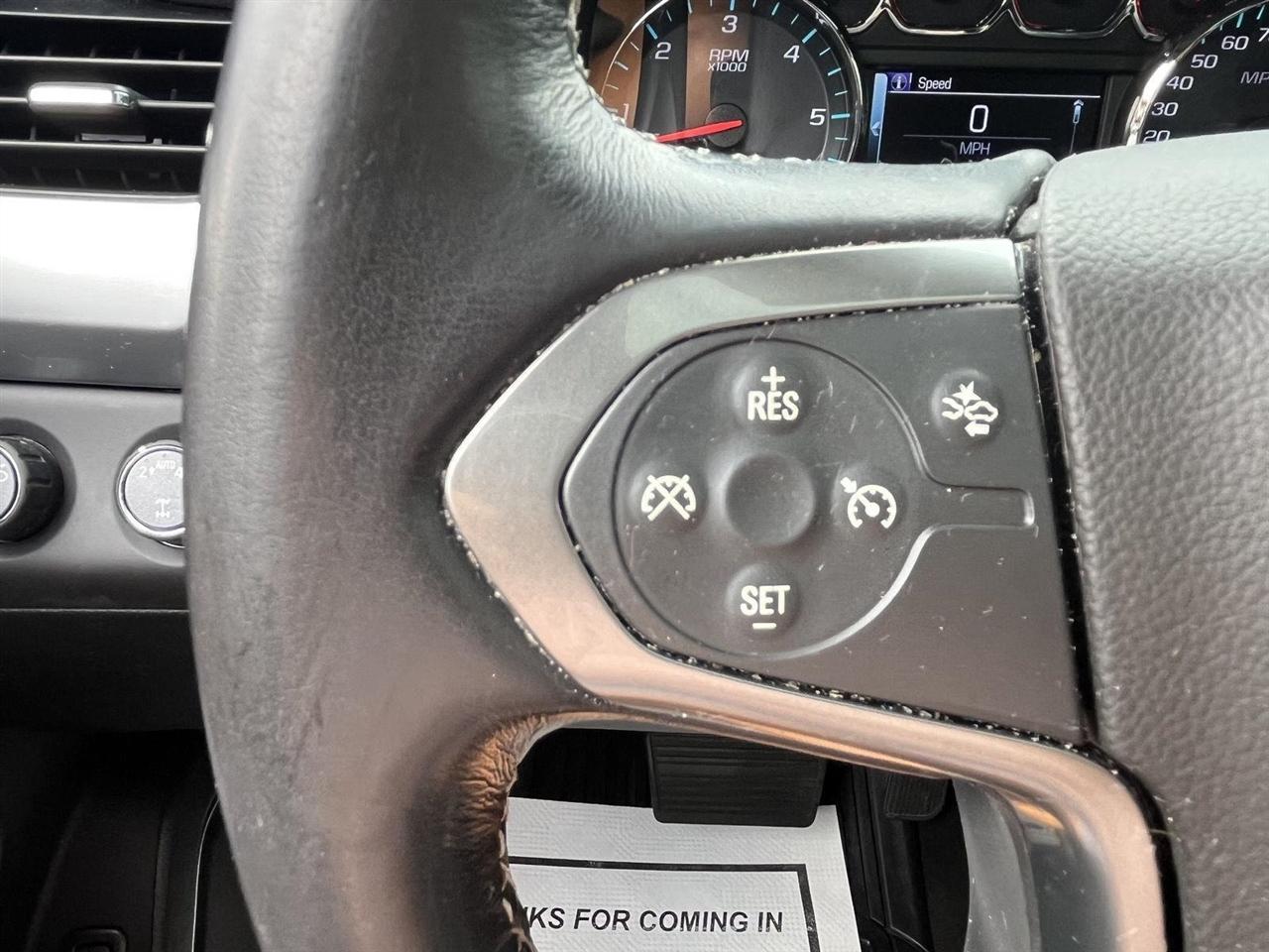Chevrolet Suburban LT 4WD 2019