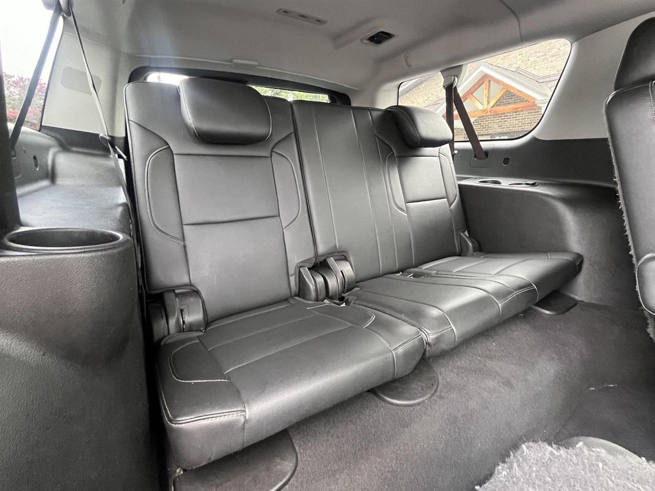Chevrolet Suburban LT 4WD 2019