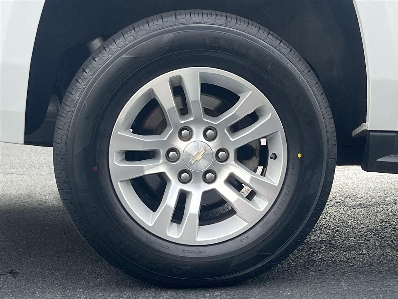Chevrolet Suburban LT 4WD 2019