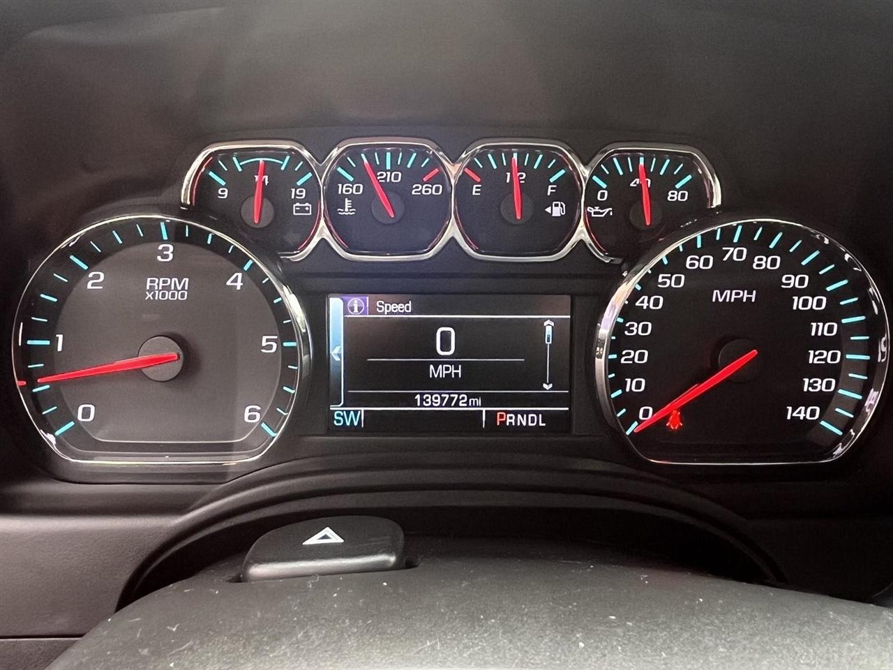 Chevrolet Suburban LT 4WD 2019