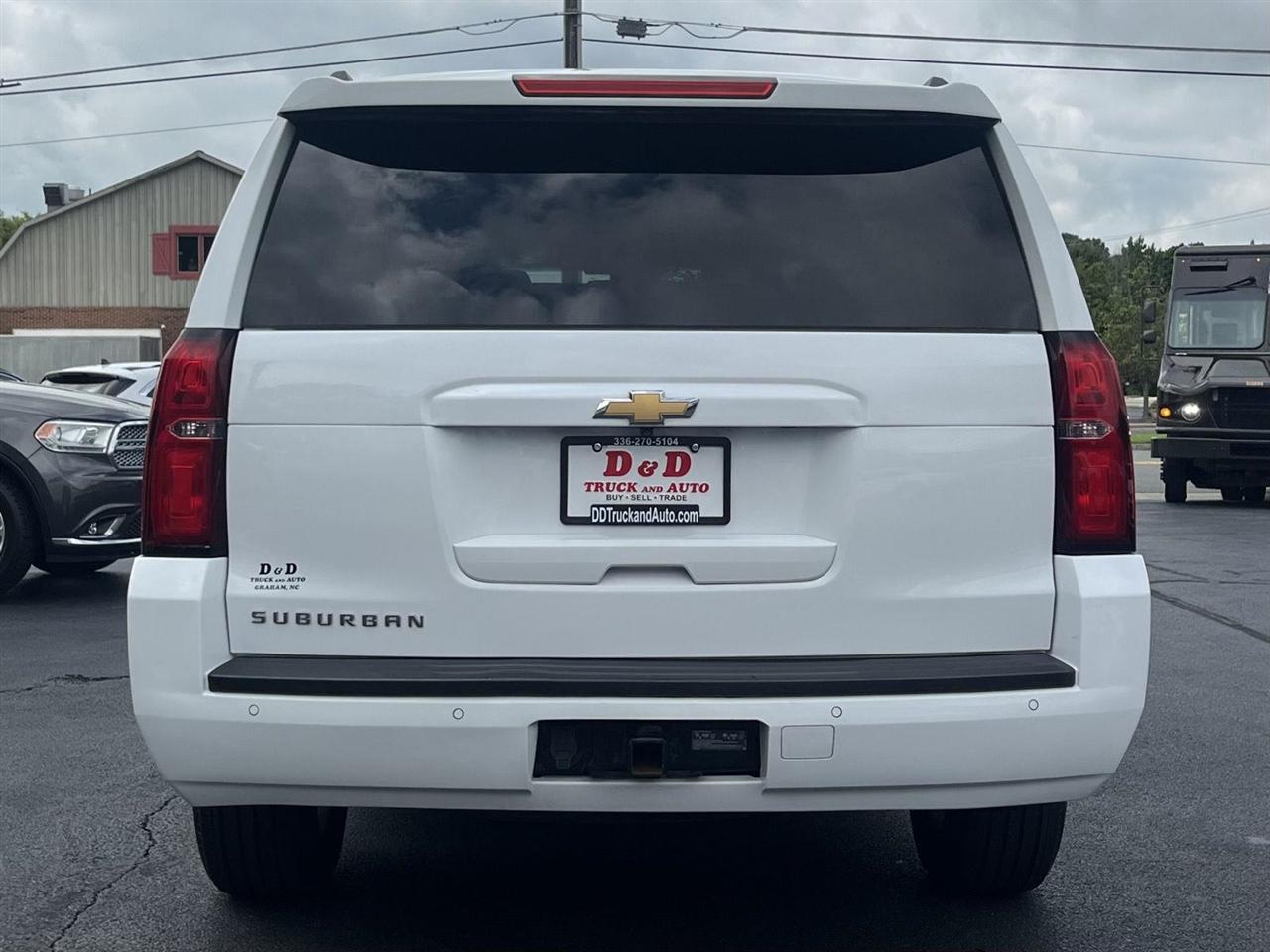 Chevrolet Suburban LT 4WD 2019