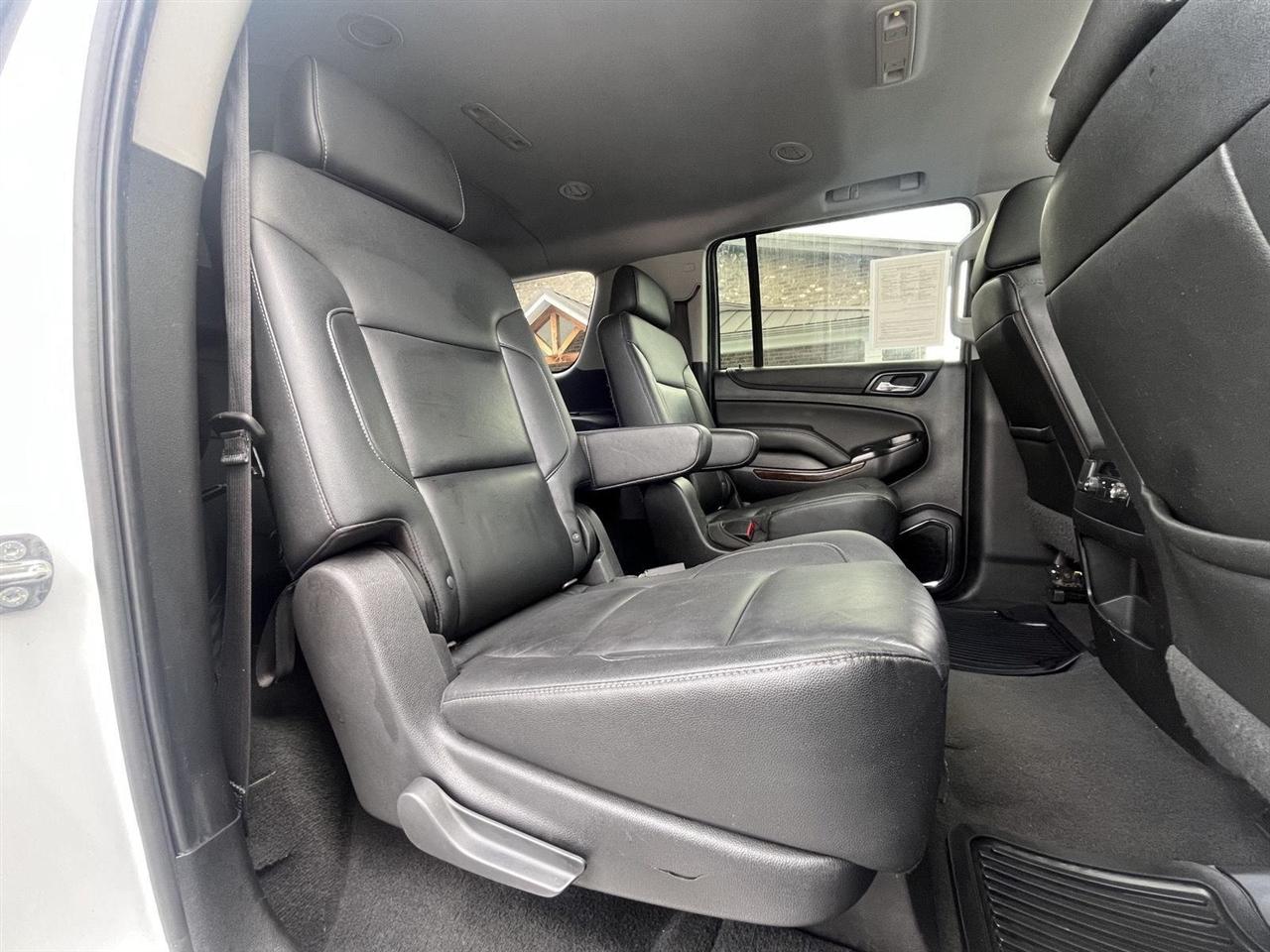 Chevrolet Suburban LT 4WD 2019
