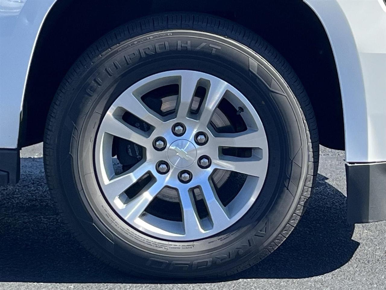 Chevrolet Suburban LT 4WD 2019