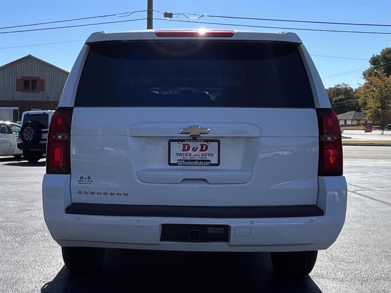 Chevrolet Suburban LT 4WD 2019