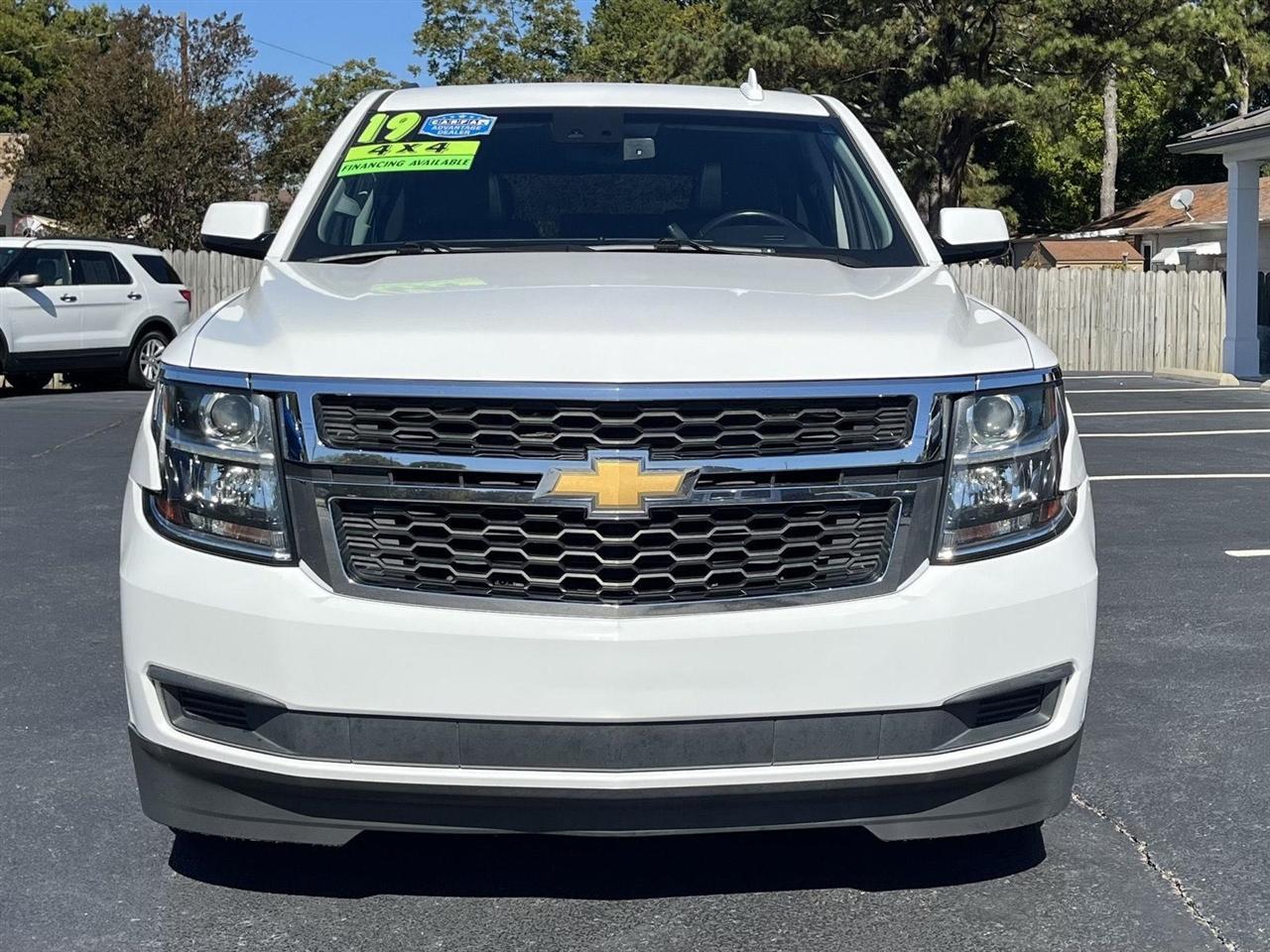 Chevrolet Suburban LT 4WD 2019
