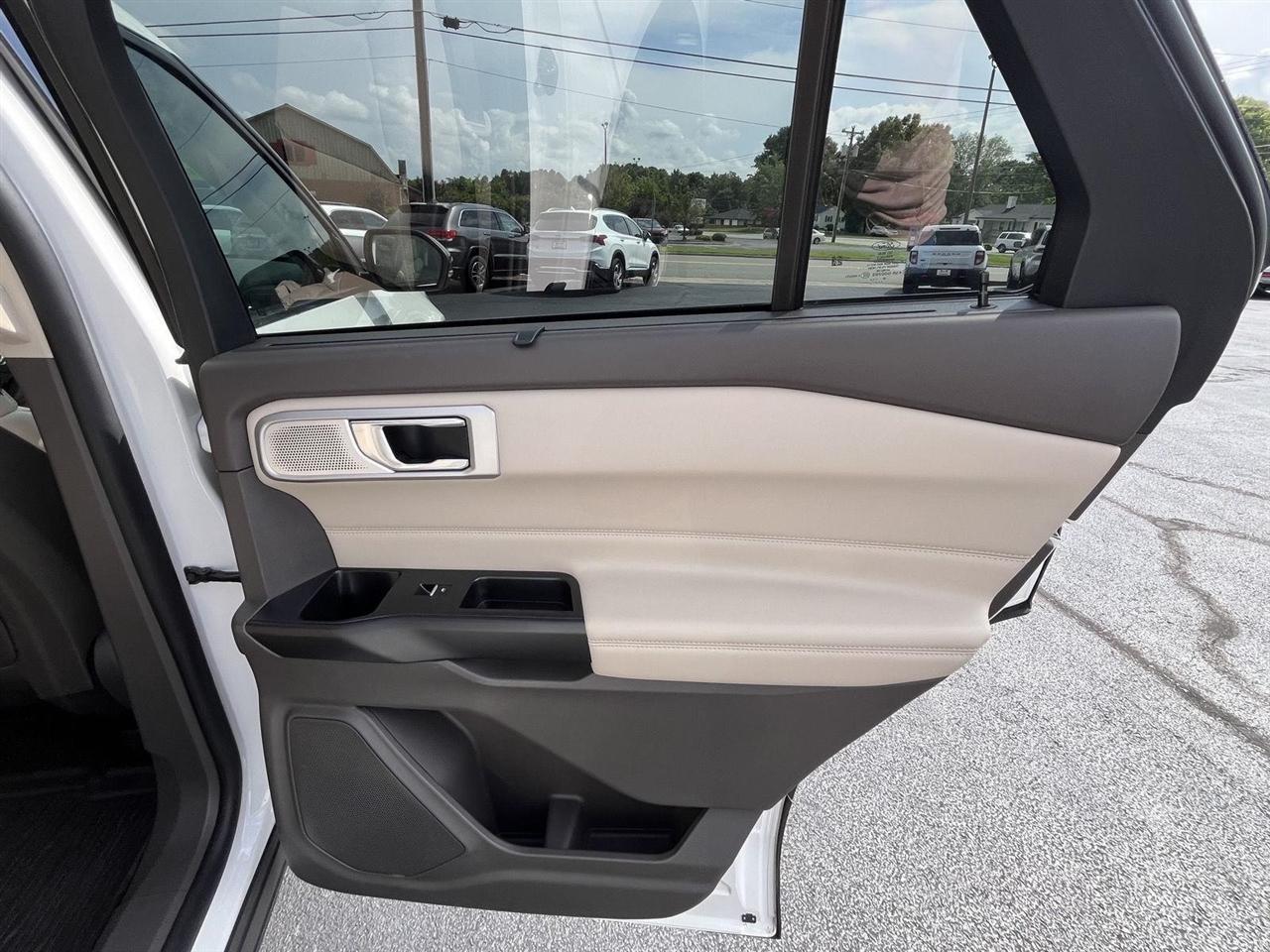 Ford Explorer Platinum AWD 2020