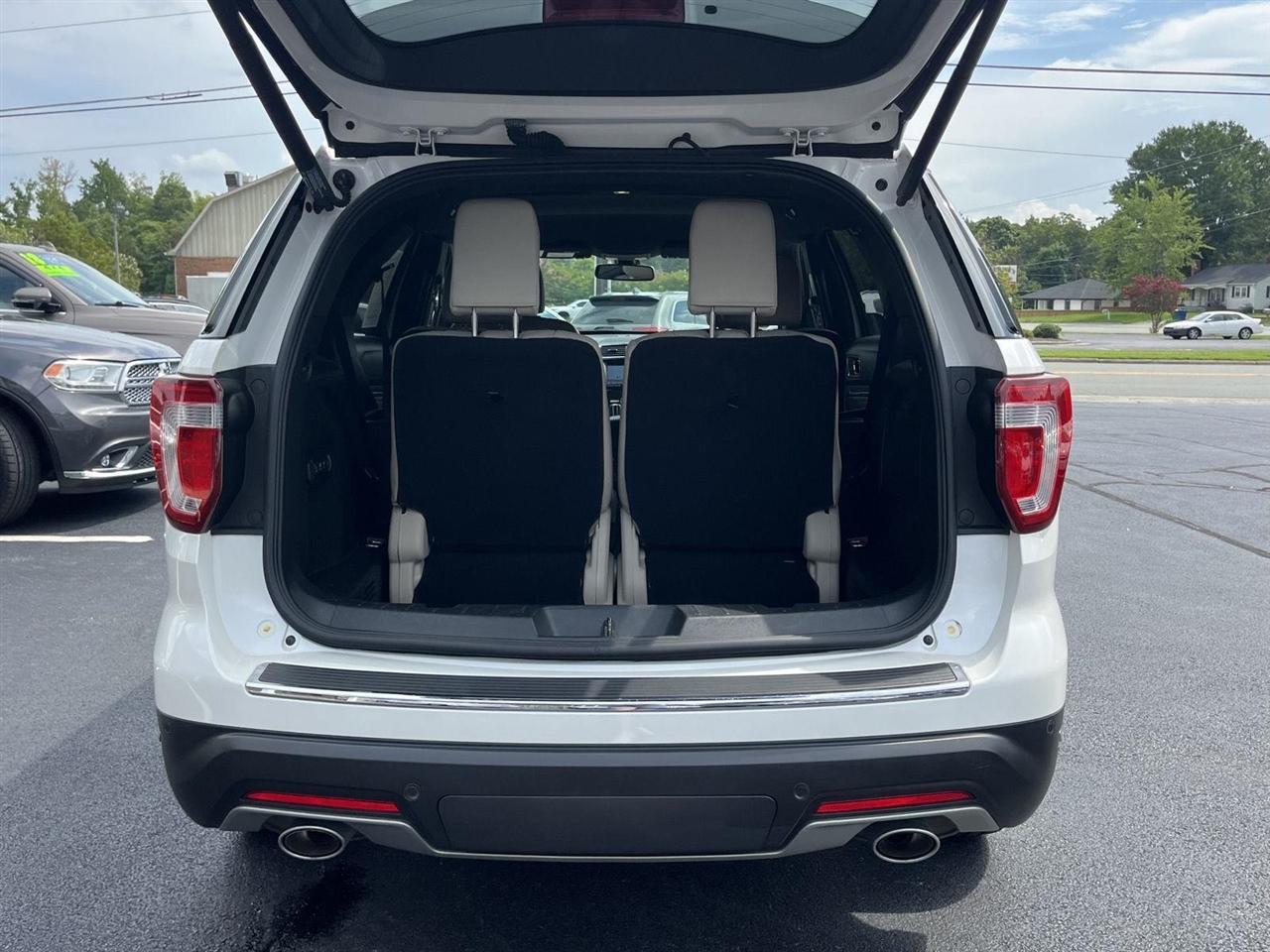 Ford Explorer Limited 4WD 2019
