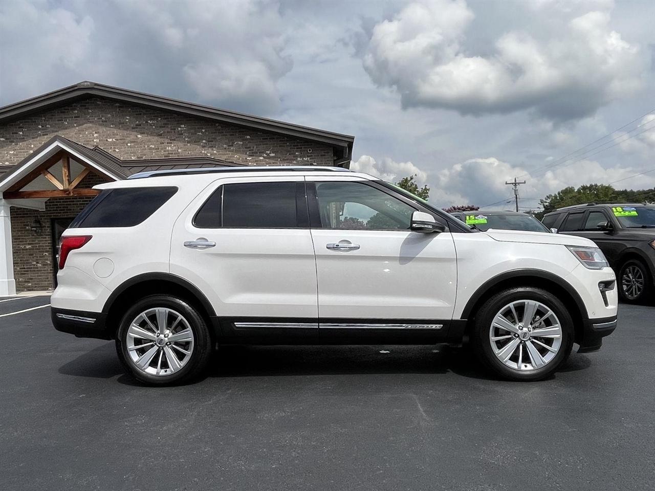 Ford Explorer Limited 4WD 2019