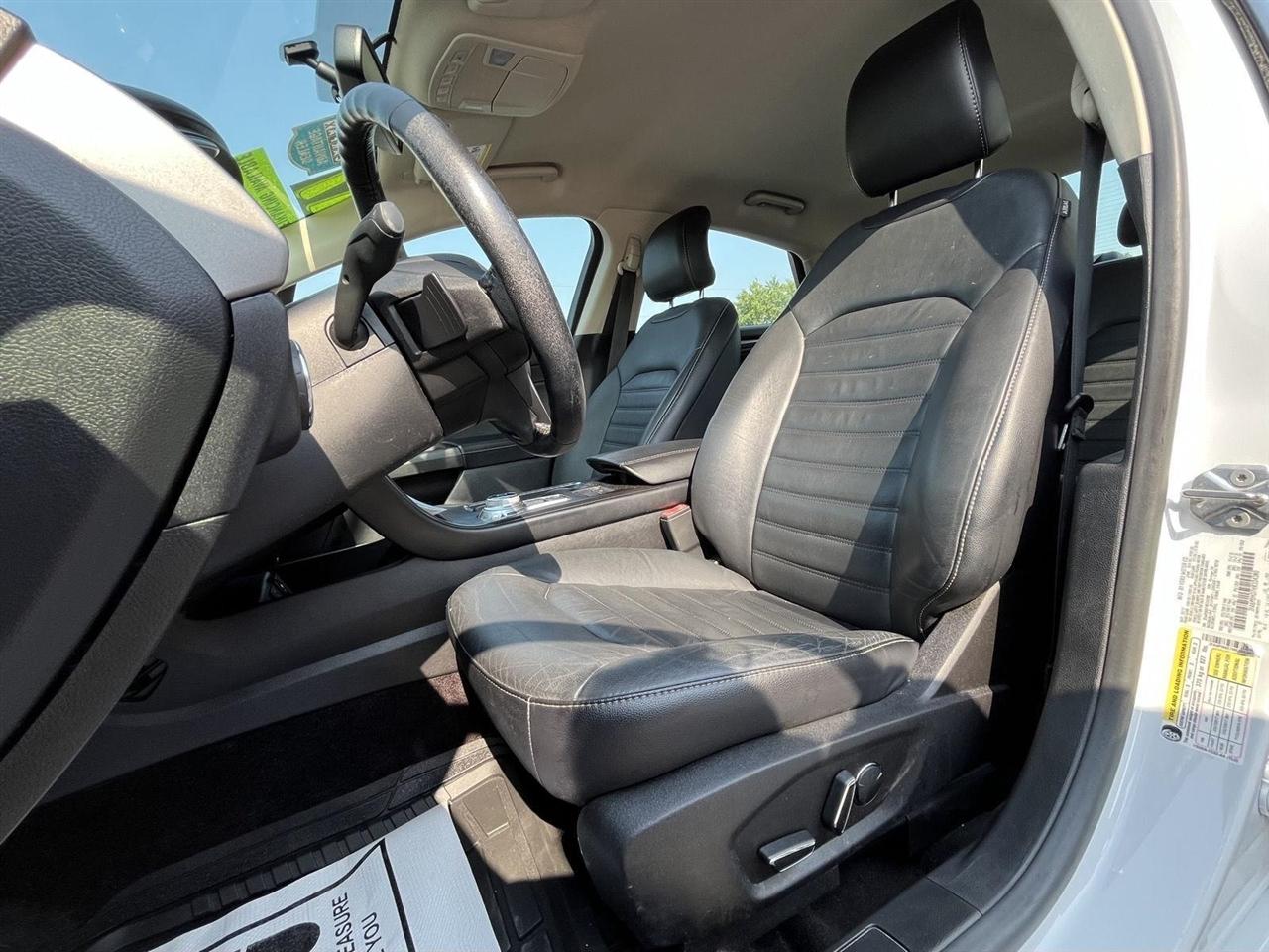 Ford Fusion SE 2017