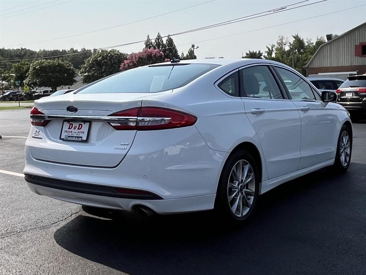 Ford Fusion SE 2017