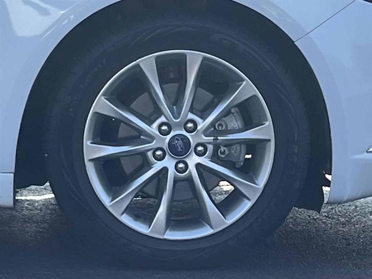 Ford Fusion SE 2017