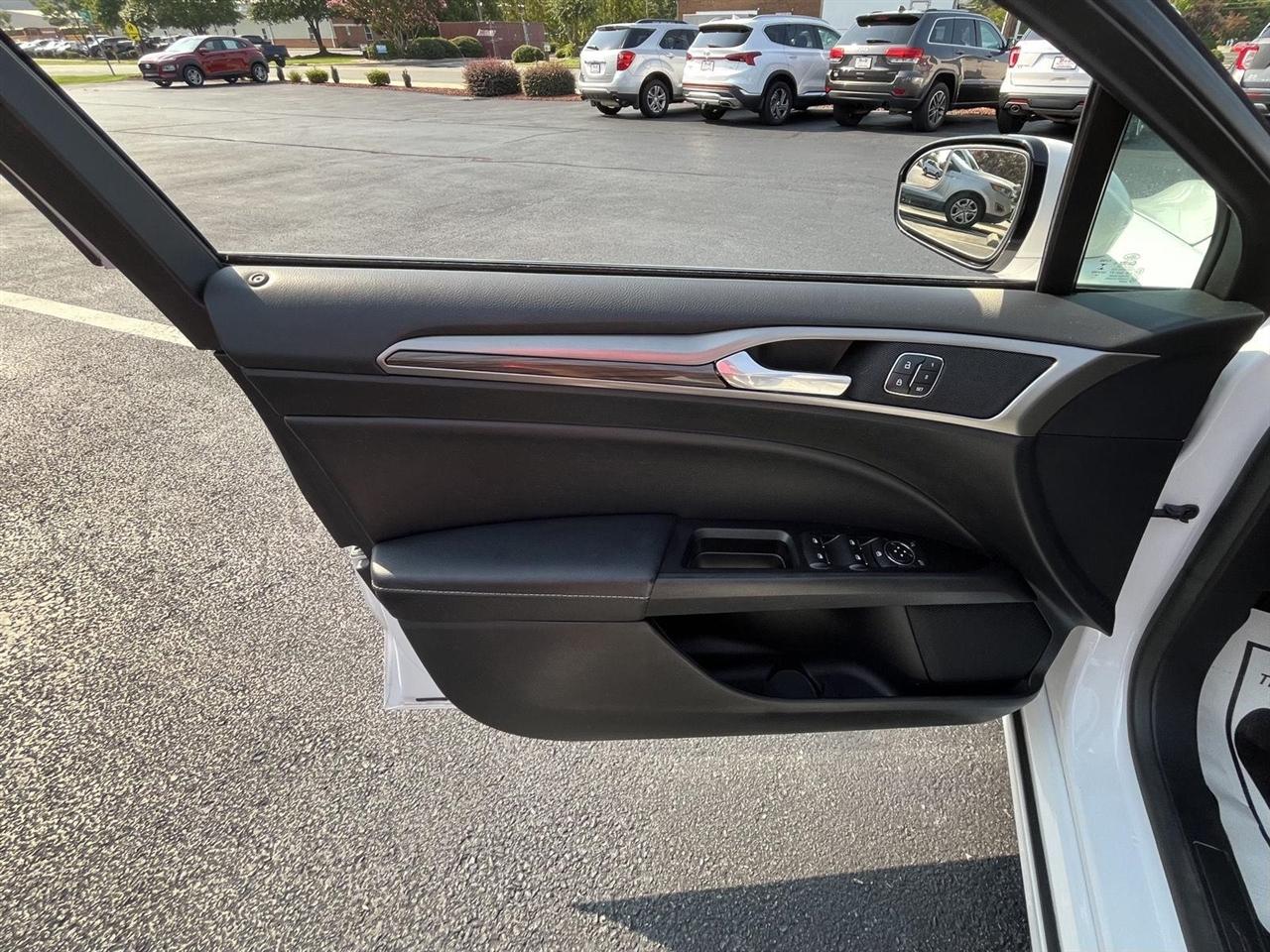 Ford Fusion SE 2017