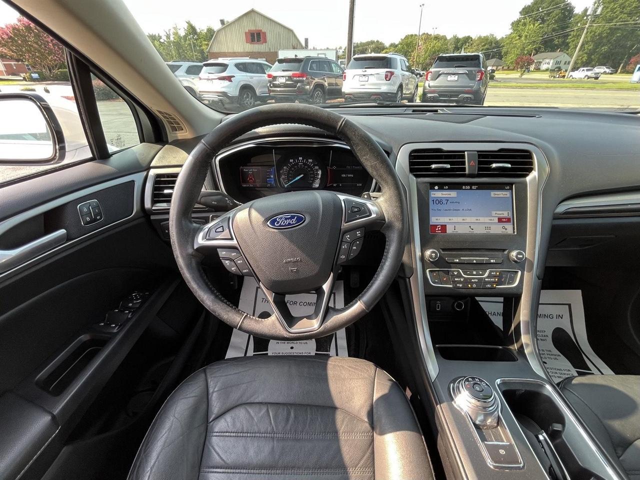 Ford Fusion SE 2017