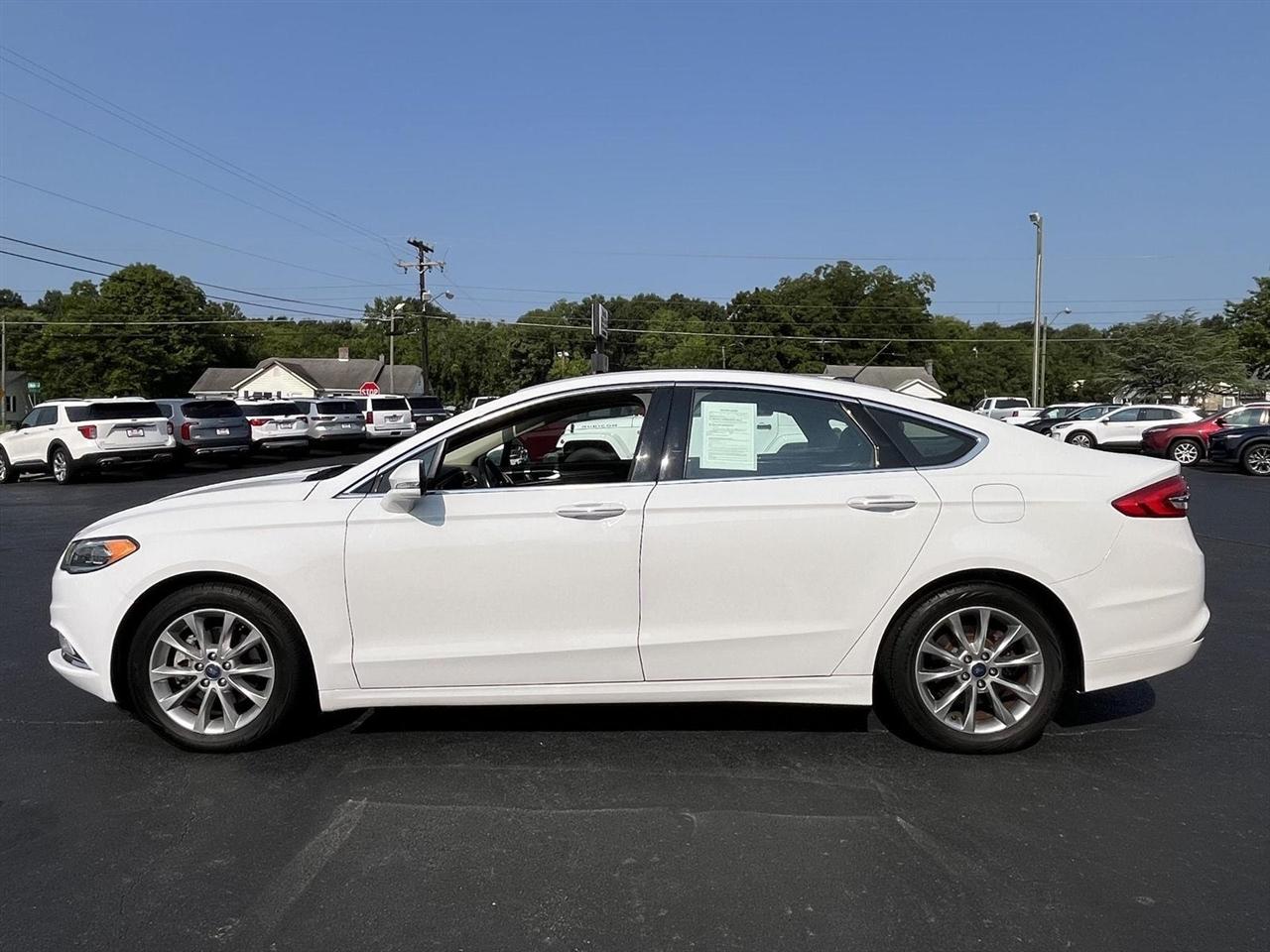 Ford Fusion SE 2017
