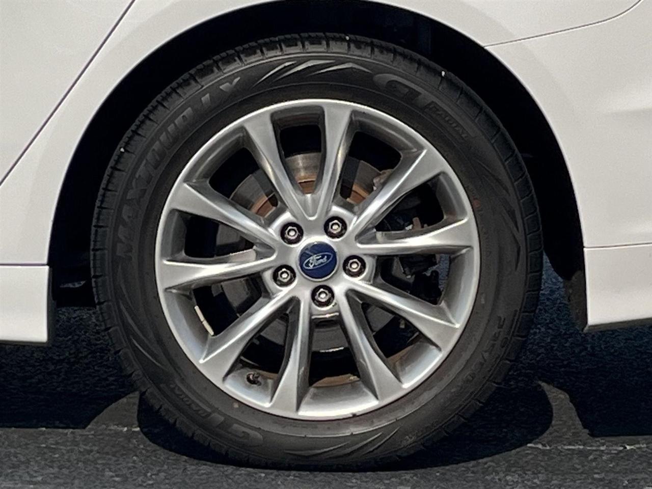 Ford Fusion SE 2017