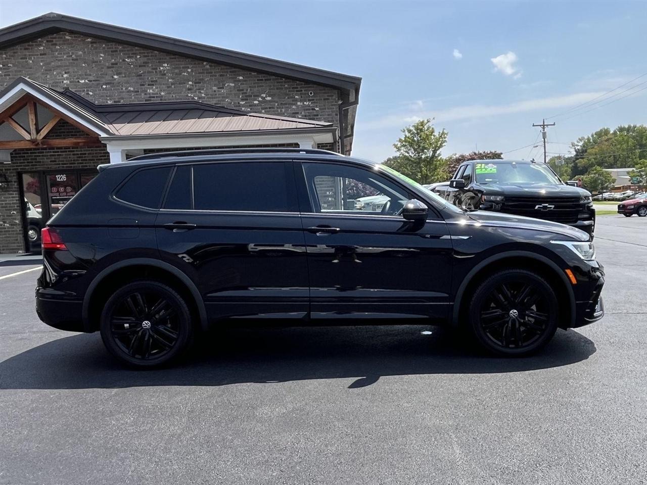 Volkswagen Tiguan SE R-Line Black 4MOTION 2022