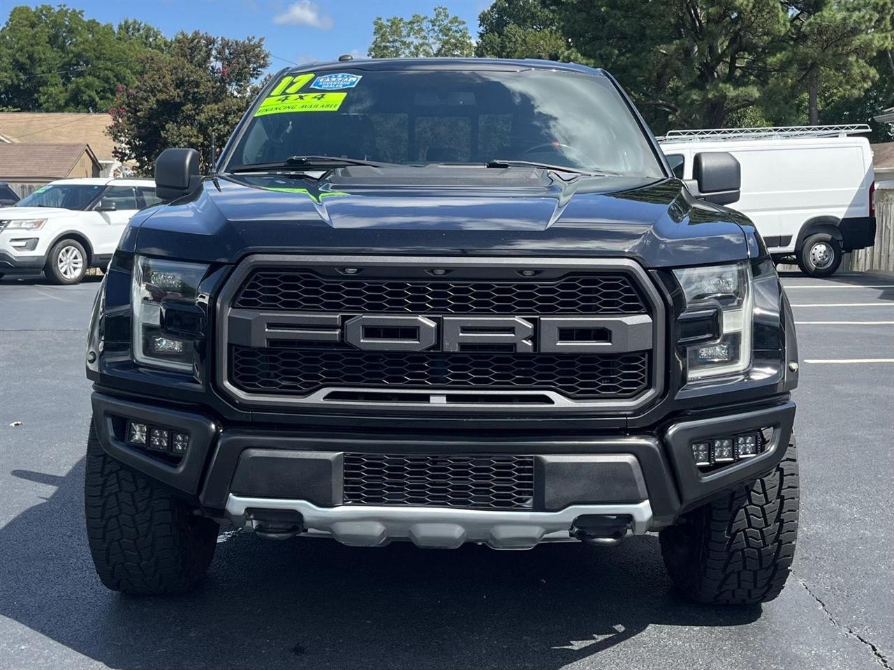Ford F-150 Raptor SuperCrew 4WD 2017