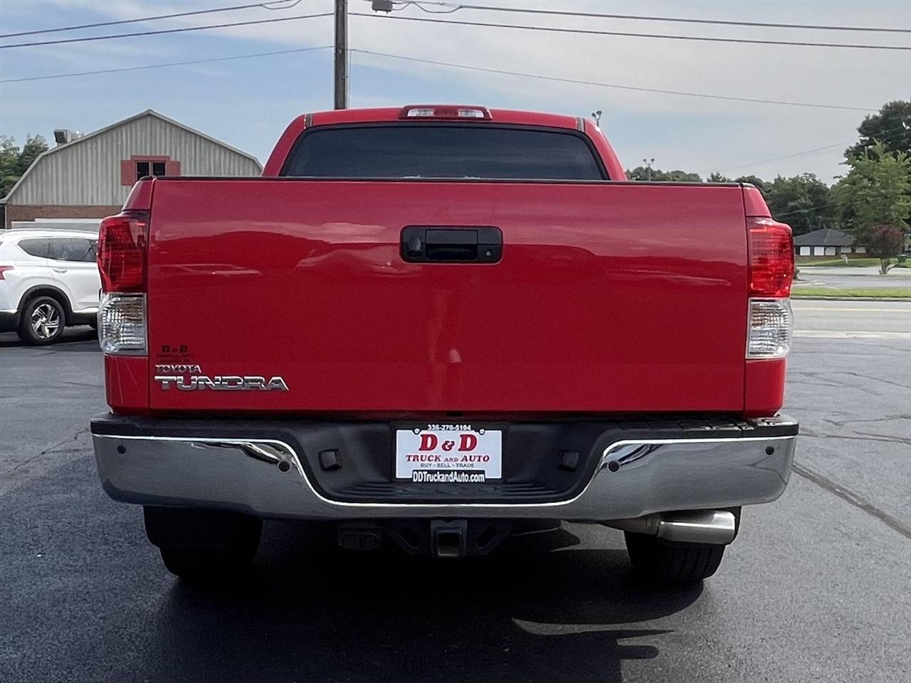 Toyota Tundra Limited 5.7L CrewMax 2WD 2012