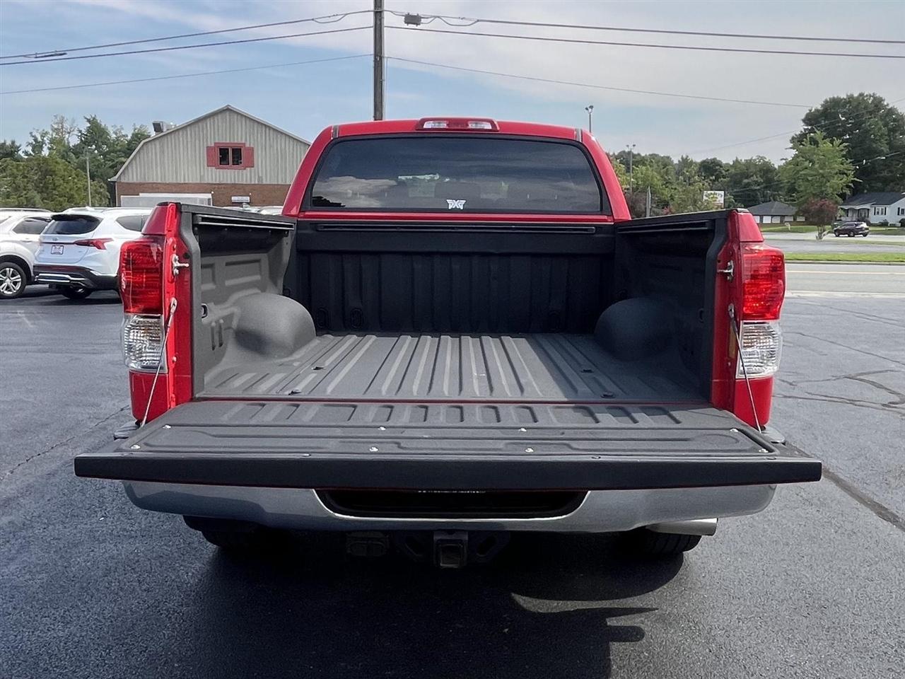 Toyota Tundra Limited 5.7L CrewMax 2WD 2012