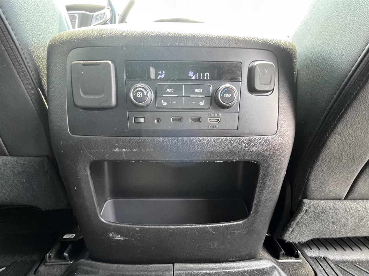 GMC Yukon SLT 2WD 2018