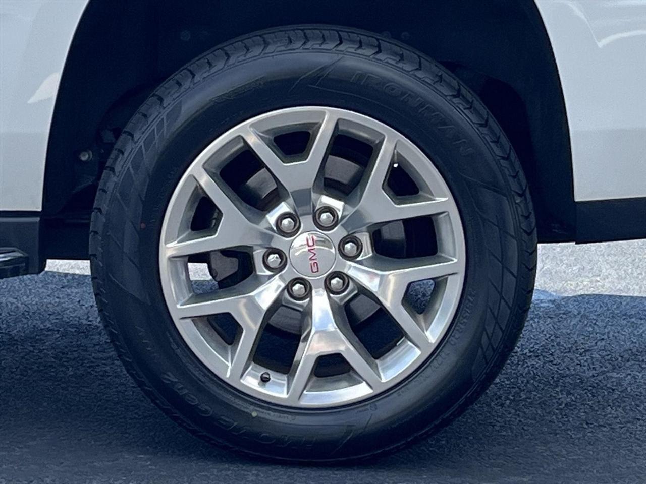 GMC Yukon SLT 2WD 2018