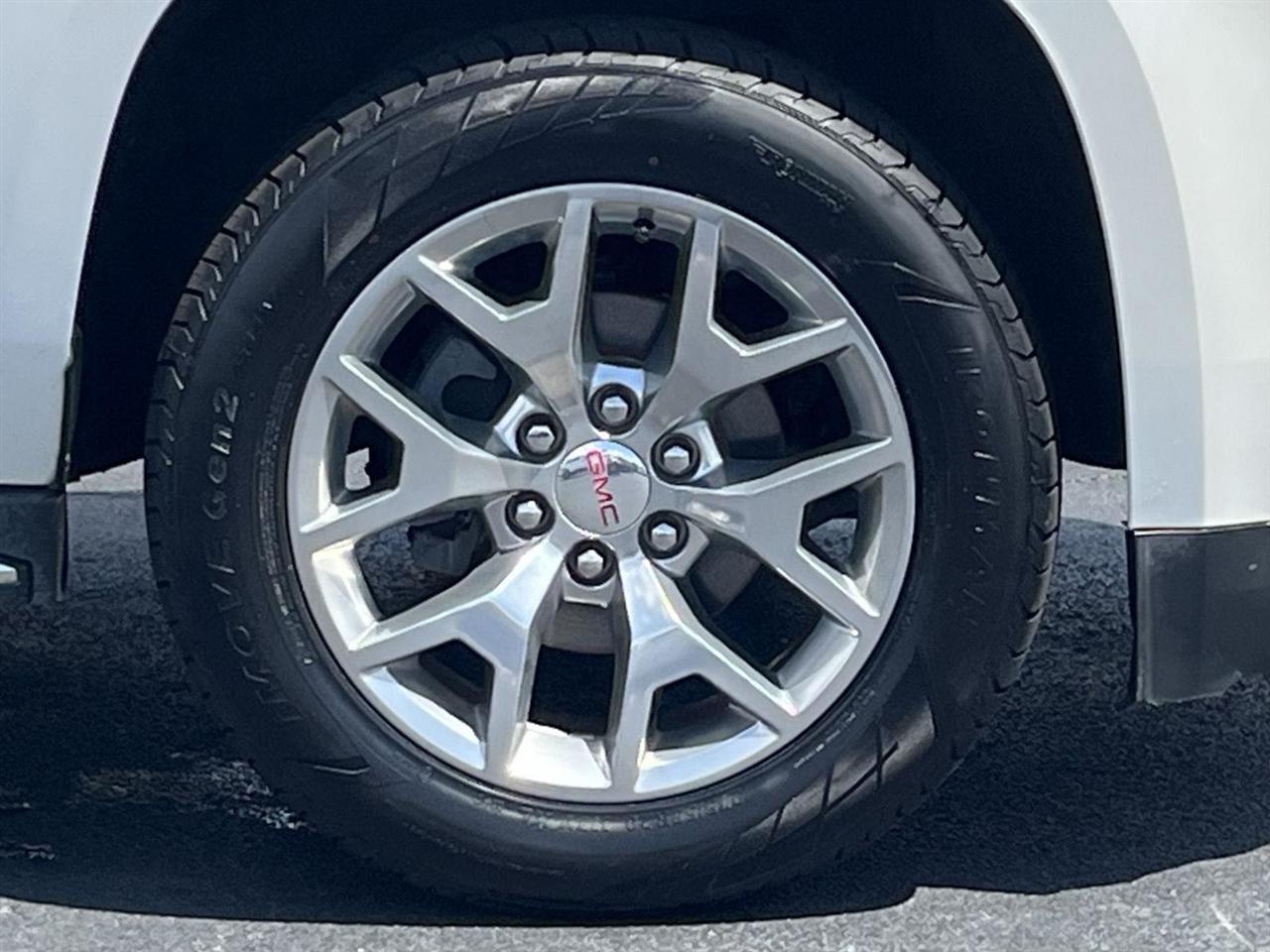 GMC Yukon SLT 2WD 2018